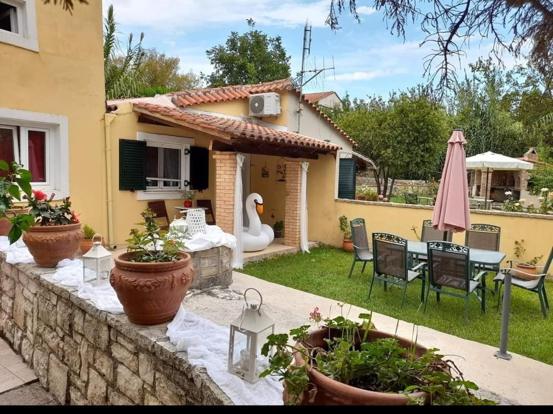 Savvas Apartments Dasziá Kültér fotó